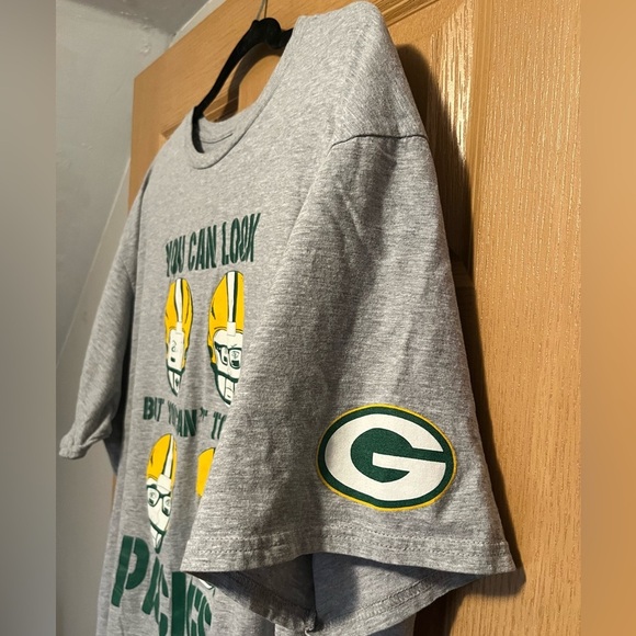 The Green Bay Packers ft. The Band Garbage Limited Edition Tee - Picture 6 of 9